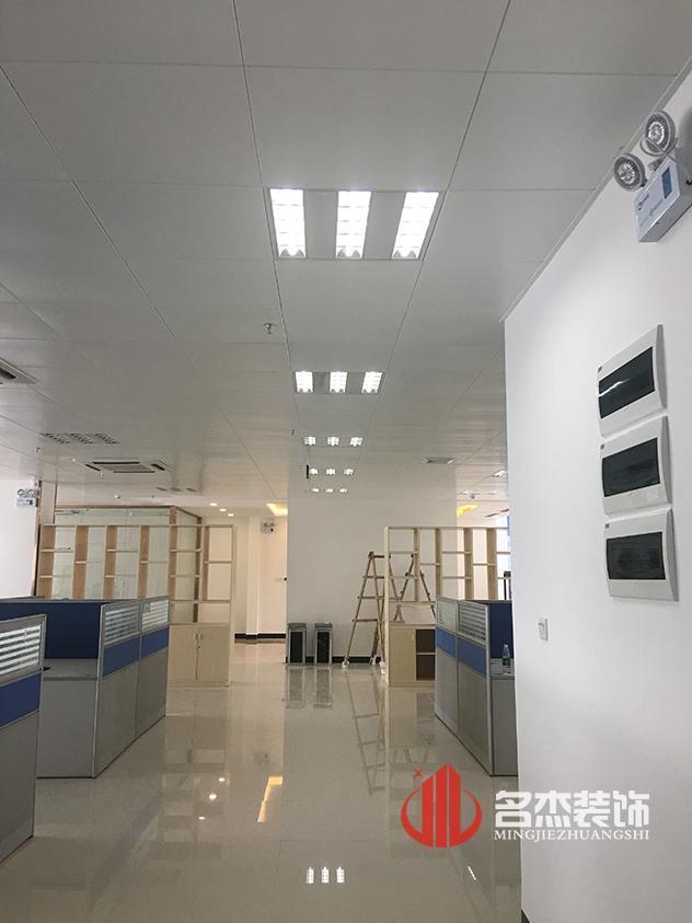 办公区香蕉视频免费下载设计完工照.jpg