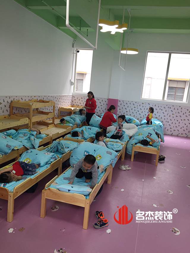幼儿园休息室香蕉视频免费下载.jpg