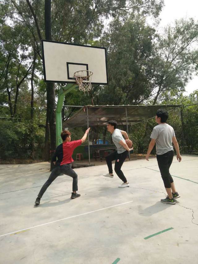 广州香蕉视频免费下载设计公司大夫山活动.jpg