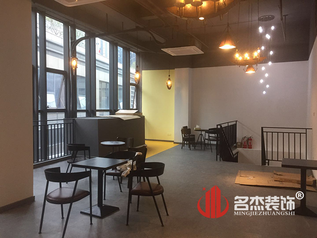 奶茶店香蕉视频免费下载完工照.jpg